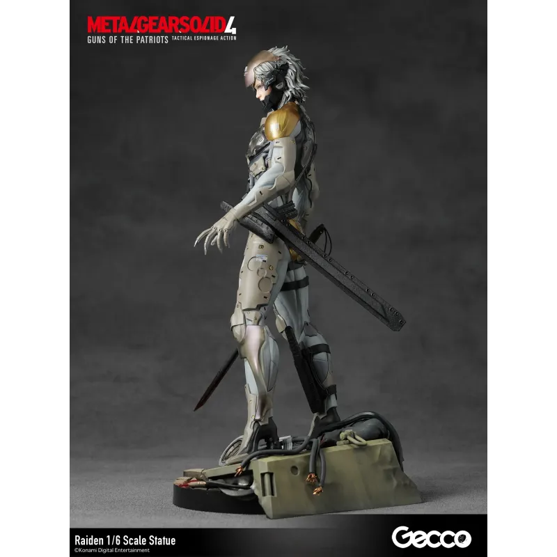 Metal Gear Solid 4 Guns of The Patriots Raiden Gecco