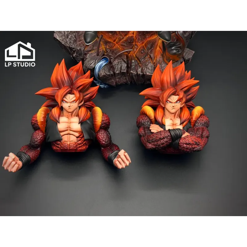 Dragon Ball GT Gogeta SSJ4 LP Studio