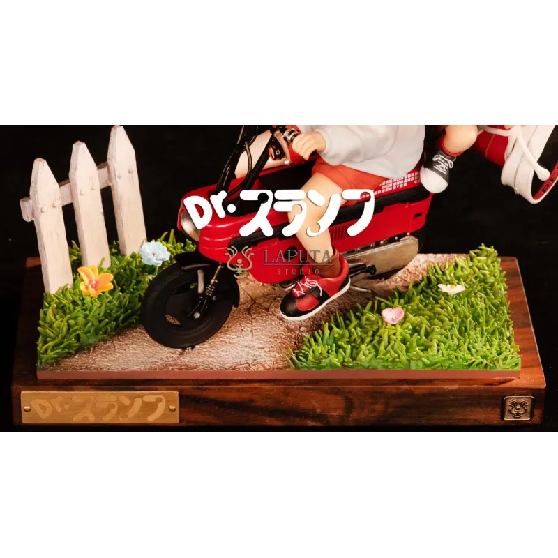 Dr. Slump Akane & Arale LAPUTA Studio