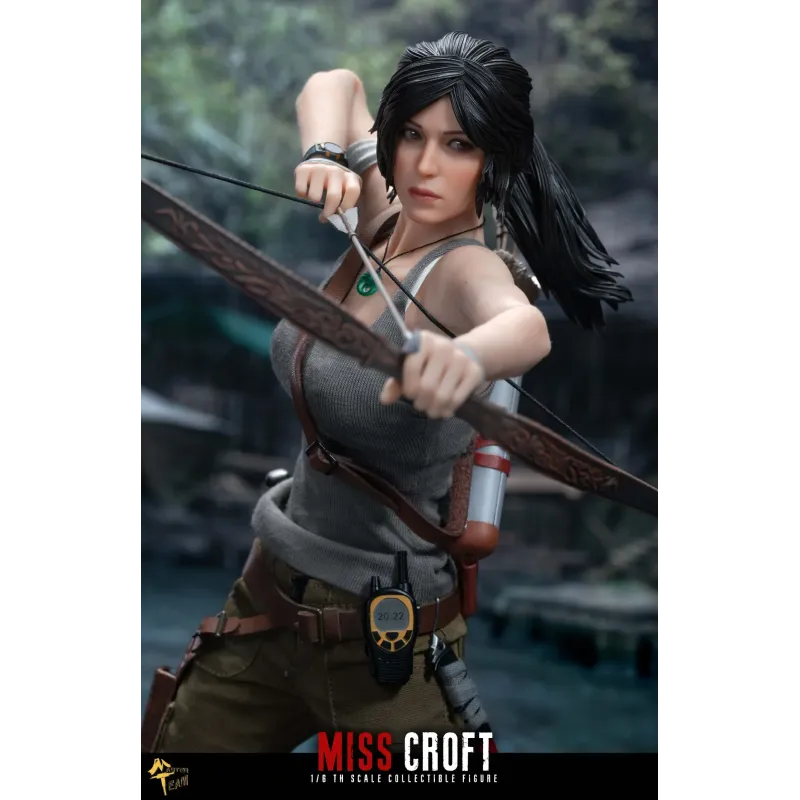 Tomb Raider Lara Croft Master Team