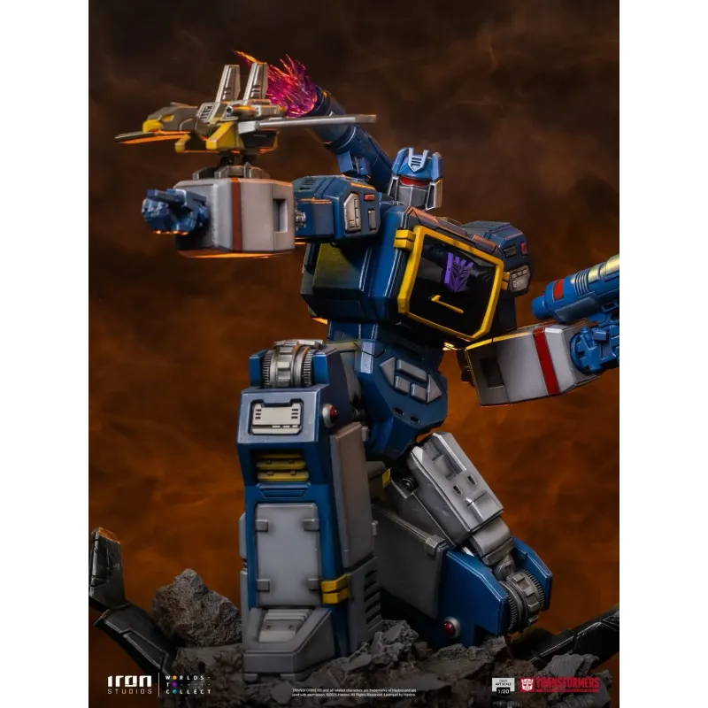 Transformers Soundwave Iron Studios