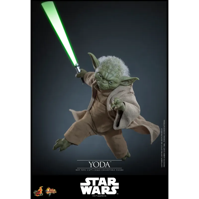 Star Wars: Revenge of the Sith Yoda Hot Toys