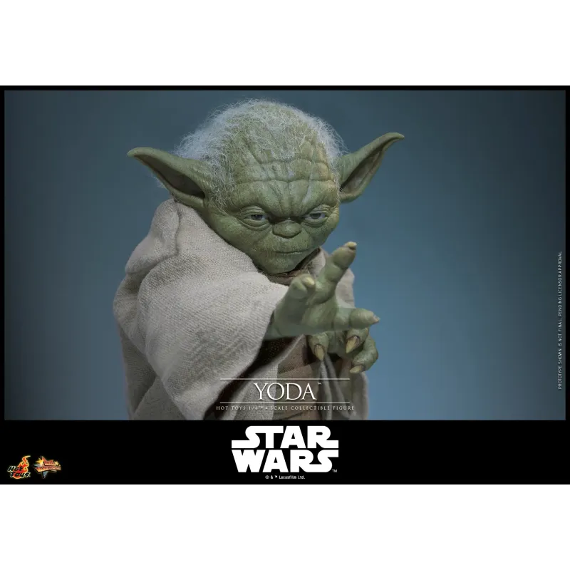 Star Wars: Revenge of the Sith Yoda Hot Toys