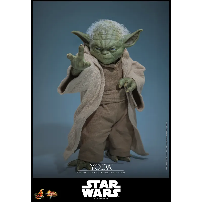 Star Wars: Revenge of the Sith Yoda Hot Toys