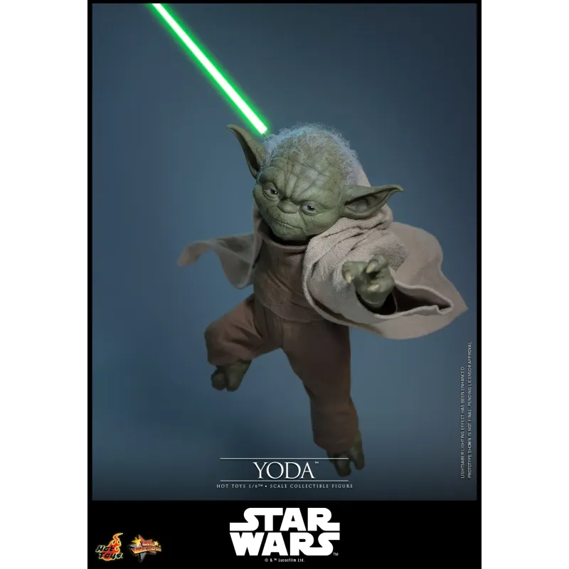 Star Wars: Revenge of the Sith Yoda Hot Toys