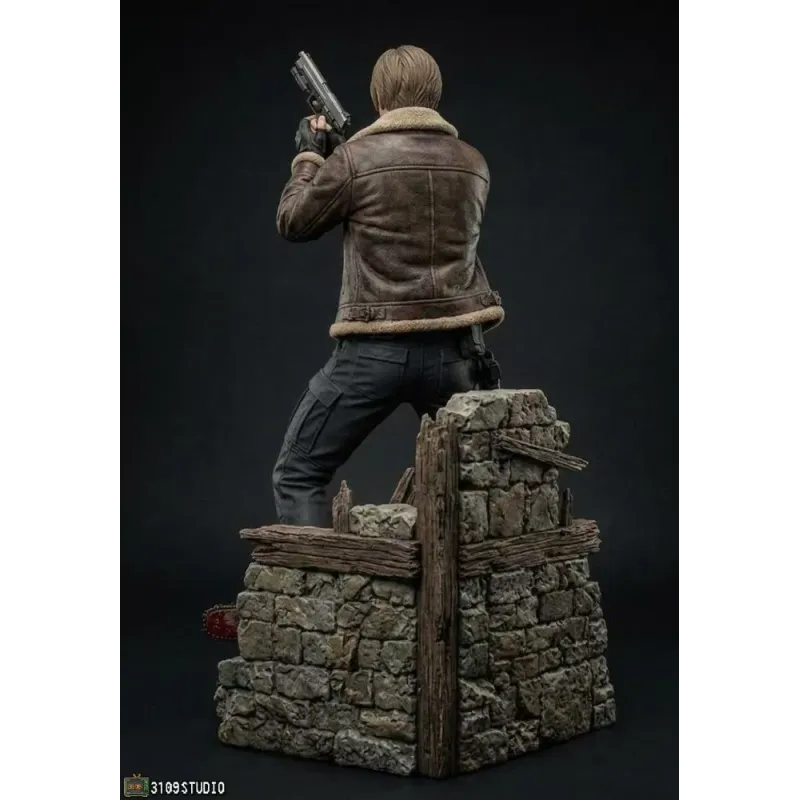 Resident Evil 4 Leon V2 3109 Studio