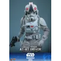 Star Wars: The Mandalorian & Grogu Imperial Remnant AT-AT Driver Hot Toys