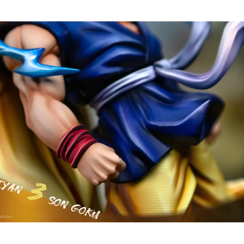 Dragon Ball GT Goku SSJ3 Smoker Studio