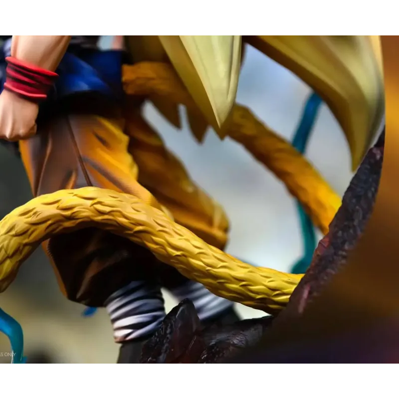 Dragon Ball GT Goku SSJ3 Smoker Studio