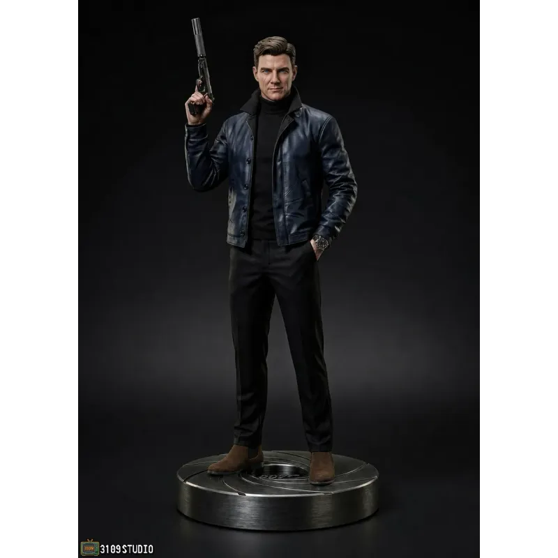 007 James Bond First Light 3109 Studio