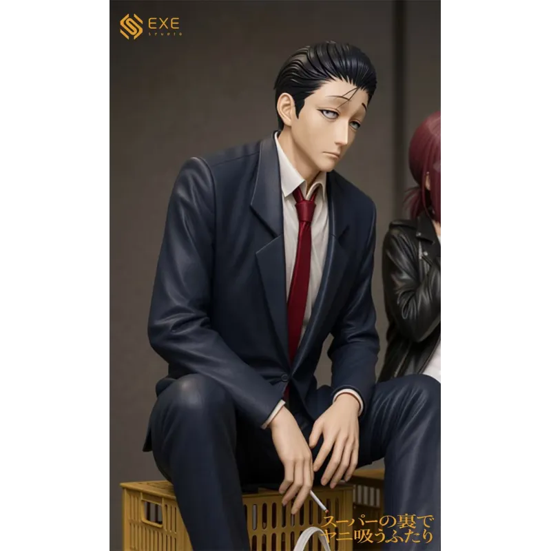 EXE Studio Sasaki & Tayama: Elegante Fumador Después del Trabajo