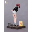 Dos personas fumando detrás del supermercado Tayama 1/6 - The Moon Studio