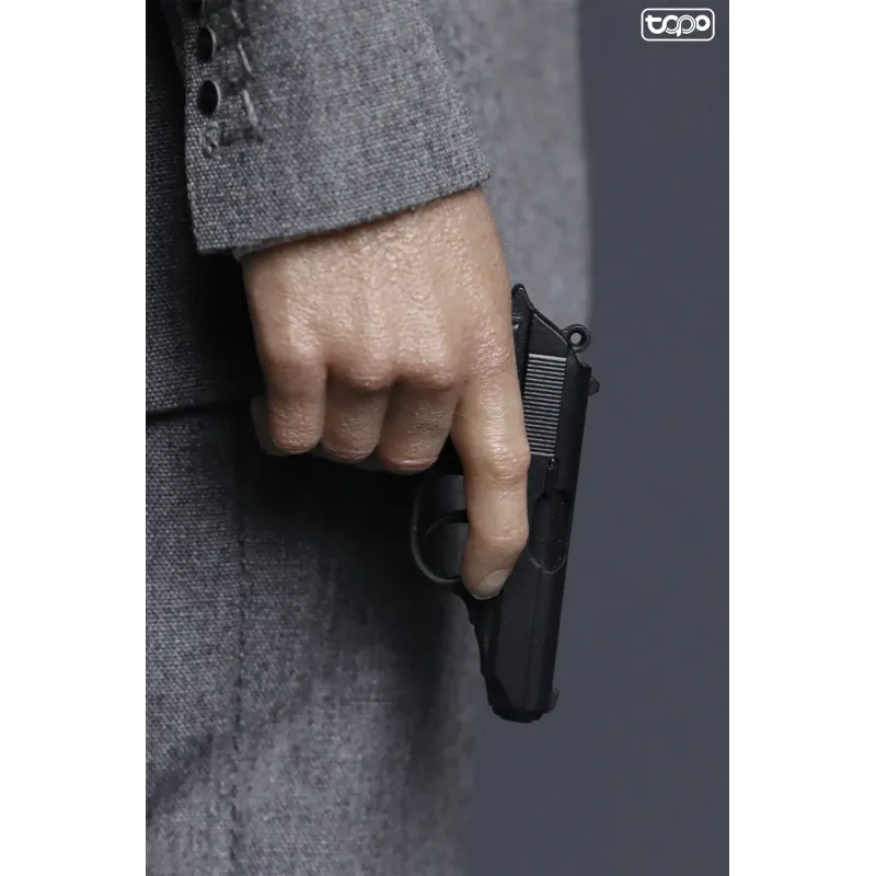 007 Operation Skyfall James Bond TOPO Studio