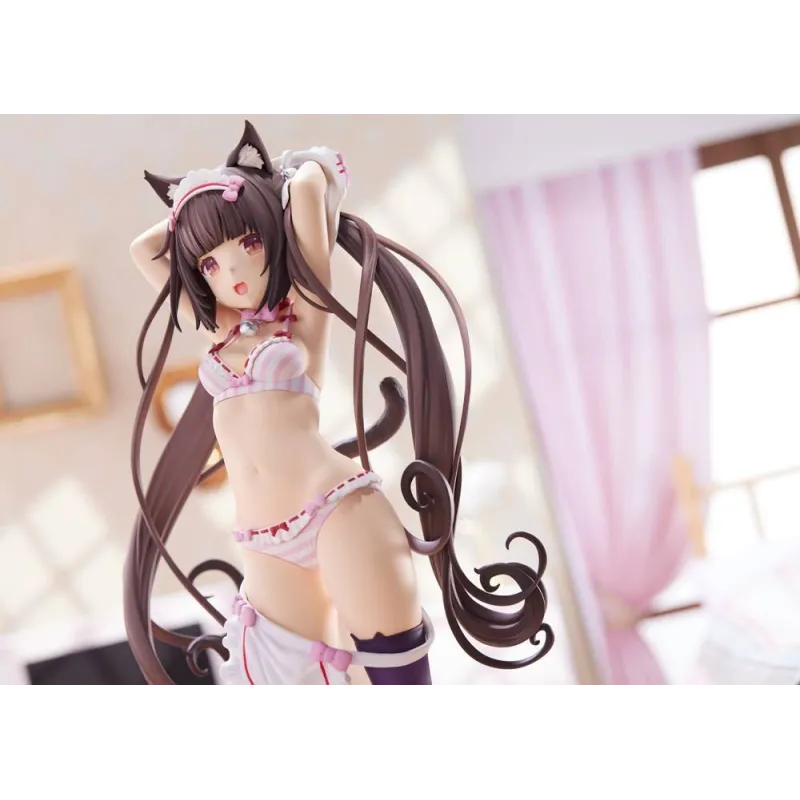Nekopara Chocola Figura 1/7 Hora de Vestirse - PLUM Licenciado
