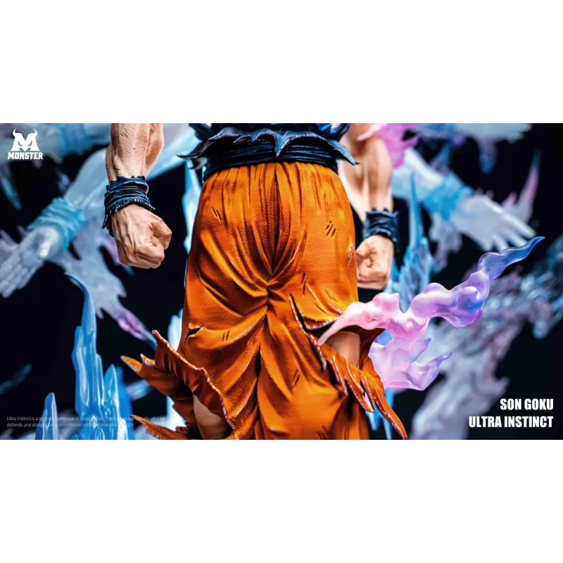 Dragon Ball Super Goku Ultra Instinct - Monster Studio Figure