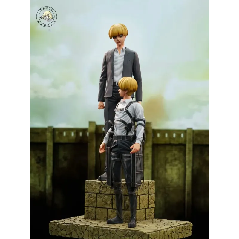 Yelena & Armin Cedar Studio - Attack on Titan Colección
