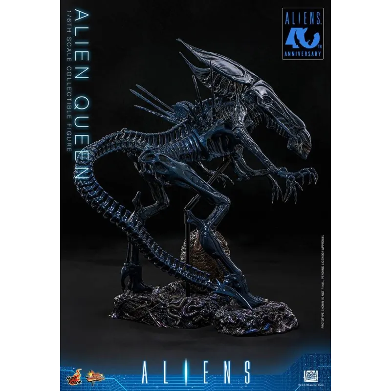 Aliens Alien Queen Hot Toys - Must-Have Collectible Figure