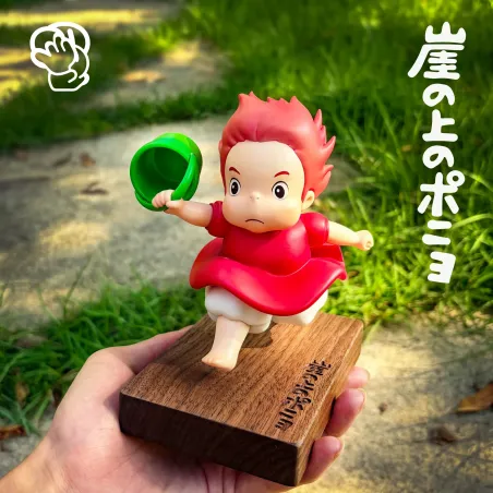 Ponyo sur la falaise : Joue avec Ponyo - MengWan Studio