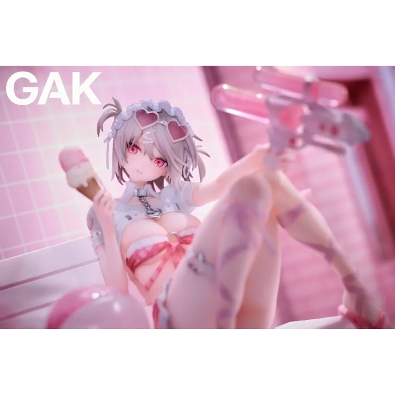 GAK Studio Water Gun Girl Strawberry Ribbon - Estatua de Resina