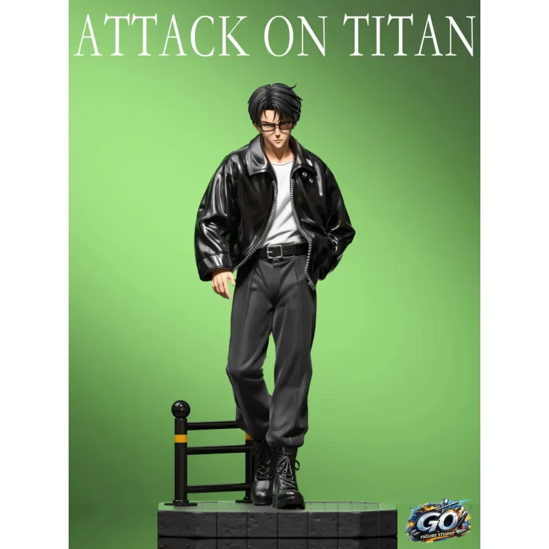Attack On Titan Captain Levi GO FIGURE - Compra Ahora