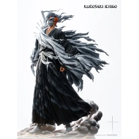 Bleach Kurosaki Ichigo Cross Studio - Collectible Figure