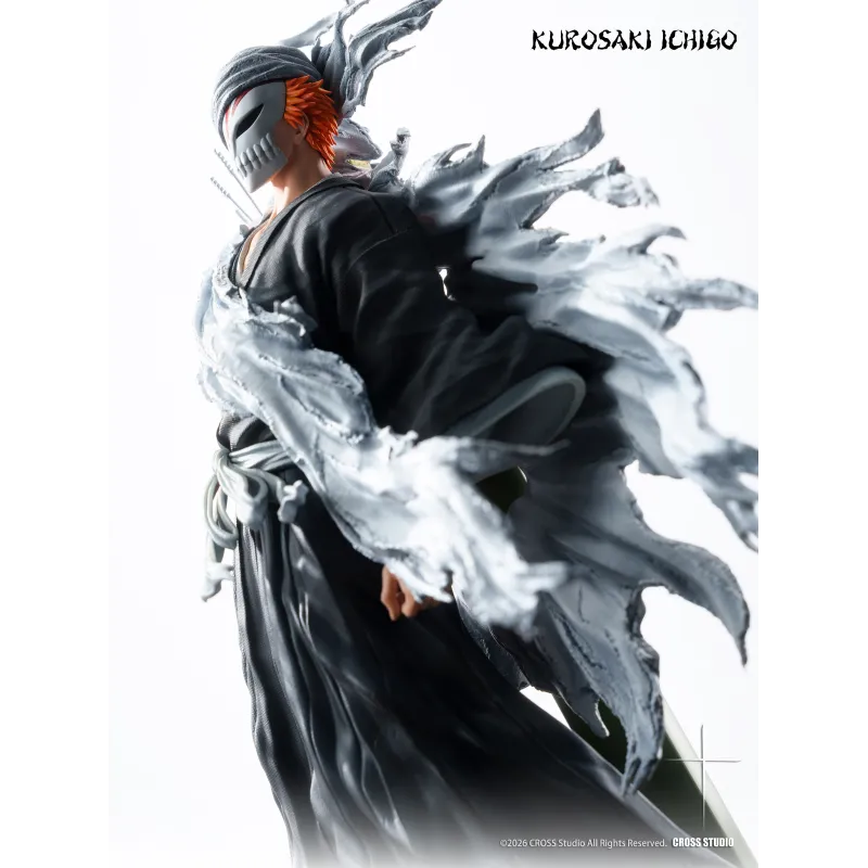 Bleach Kurosaki Ichigo Cross Studio - Collectible Figure